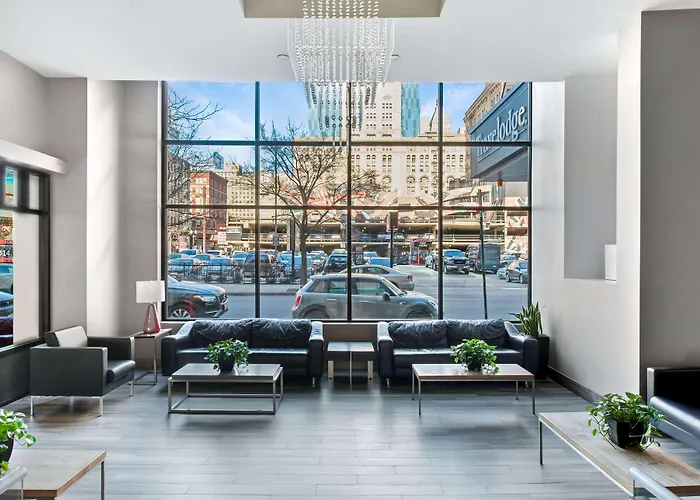 Travelodge By Wyndham Downtown